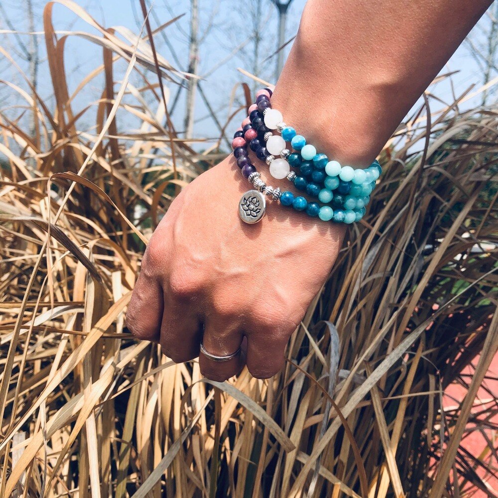 Stylish Natural Stone Charms Beads Necklace Doubles Bracelets Amethyst Apatite Sunstone Rhodochrosite Blue and White Chalcedony Blue Quart